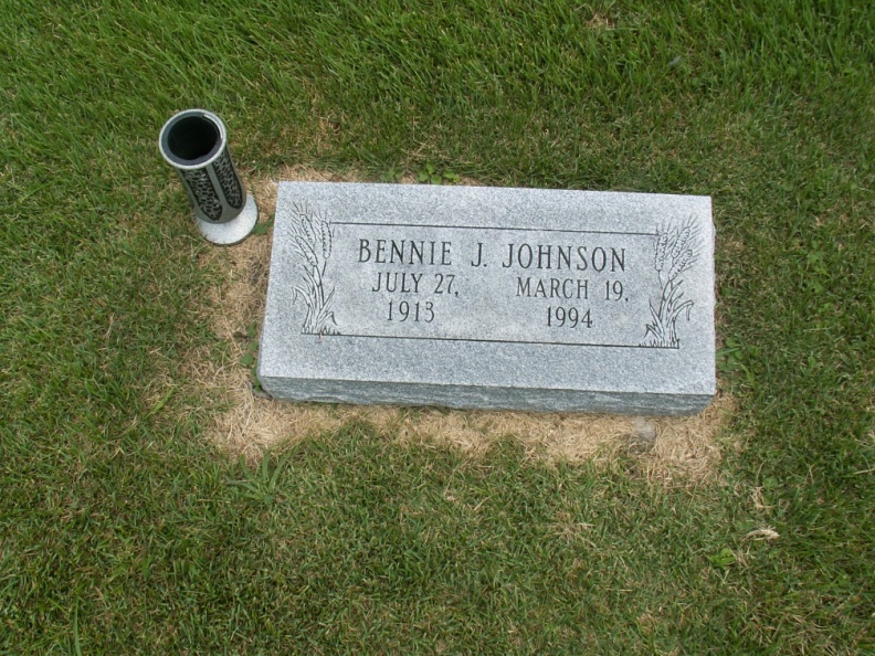 Bennie J Johnson